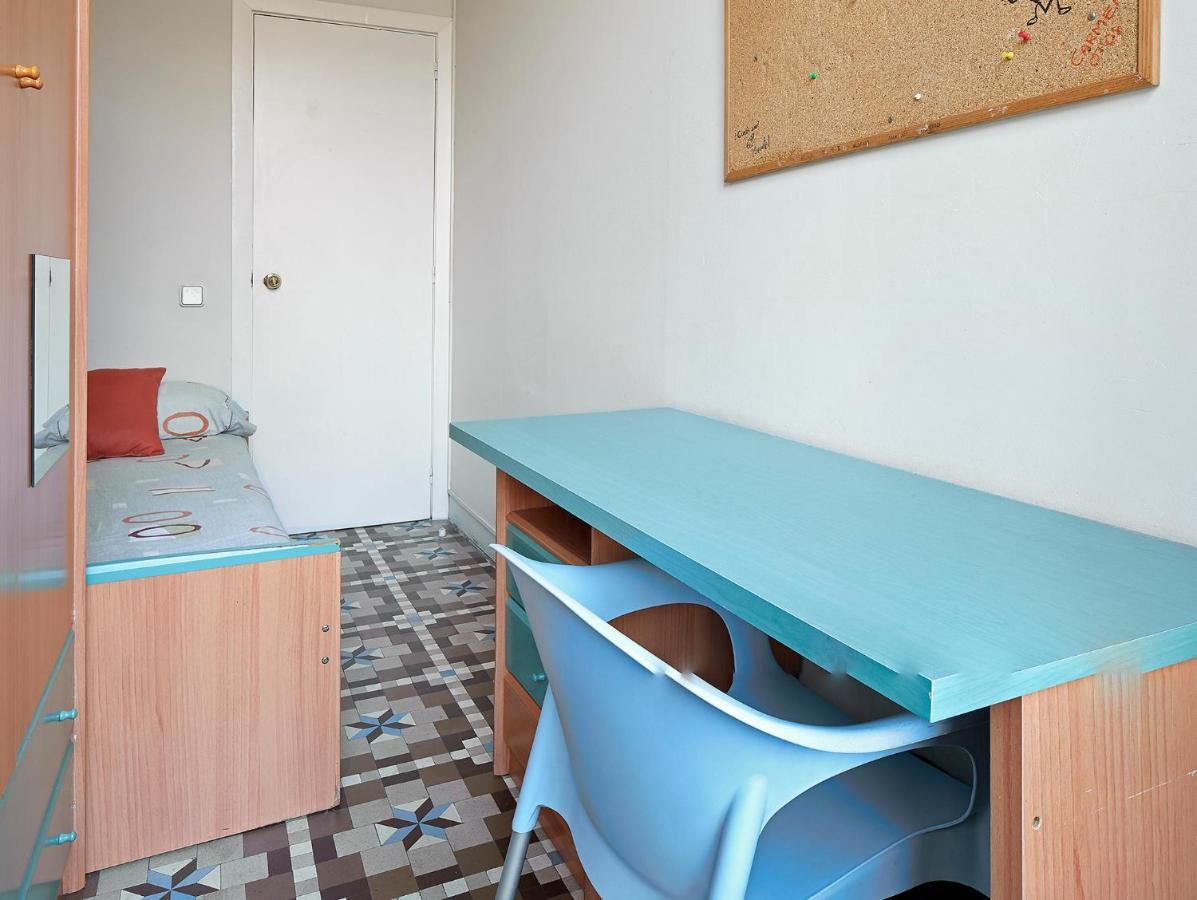 B&B Estudiantes Balmes Barcelona Exterior photo
